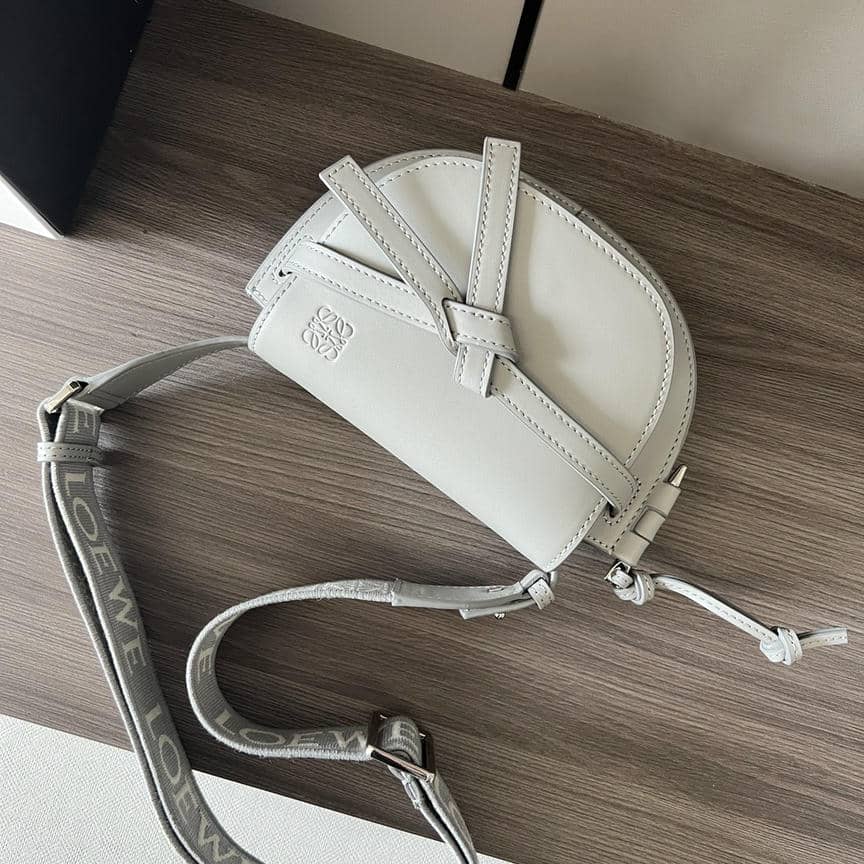 0021-Gate Saddle Bag